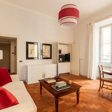 Pantheon Delightful Appartement